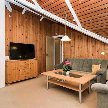 Nyaraló 6 Person In Hejls