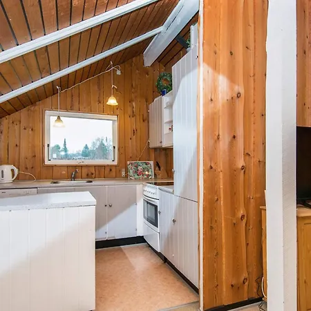 Nyaraló 6 Person In Hejls